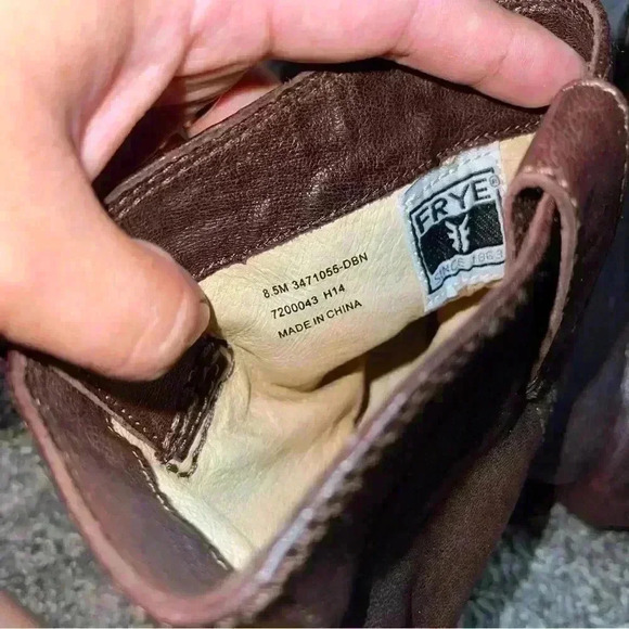 Frye Dark Brown Anna Shortie Boots Pull-on Short Booties Sz 8.5M - Picture 9 of 9